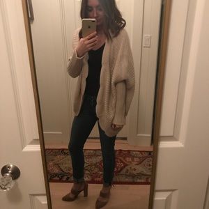 Sunday in Brooklyn | Anthropologie Scallop Sweater